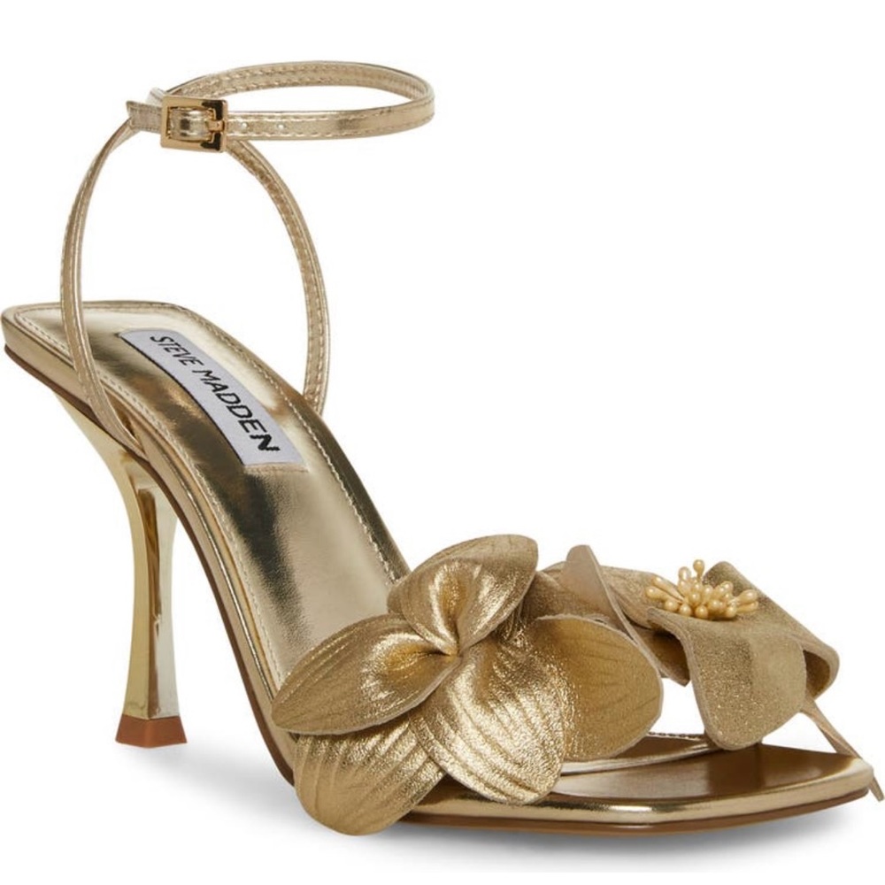 Steve Madden Amani Ankle Strap Flower Heel Sandals